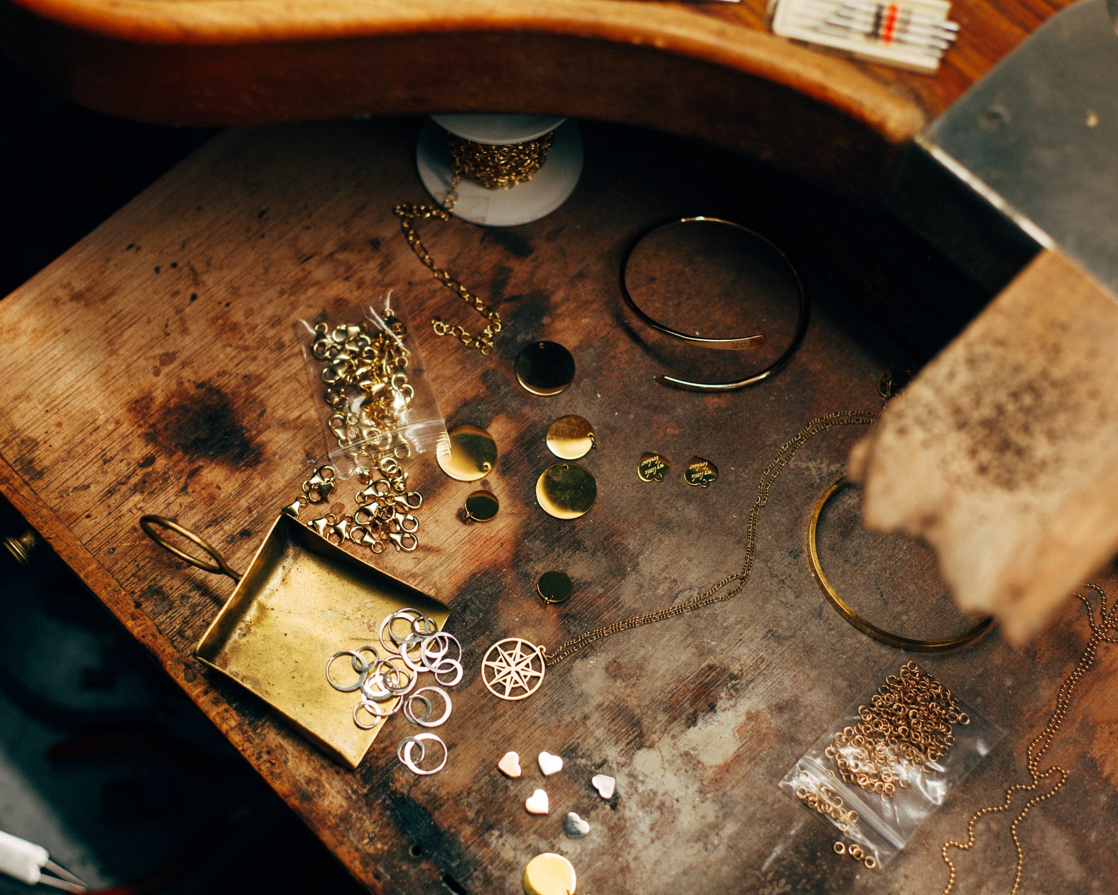 Schmuck neu vergolden, vergoldung service goldschmiede berlin