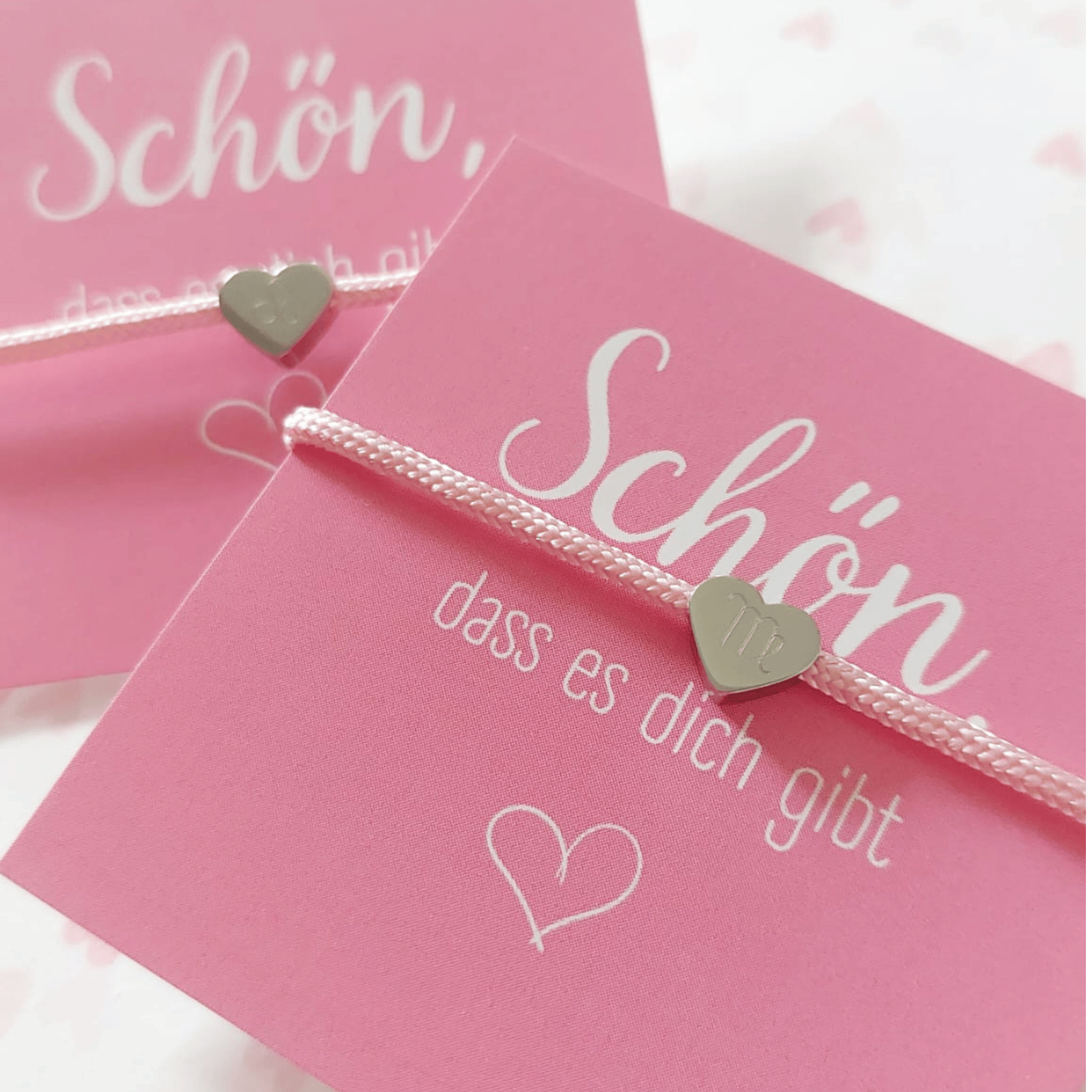 Herz Armband mit Gravur, Paracord Armband mit Herz Anhänger, Freundschaftsarmbänder mit Gravur, Trauzeuginnen Armbänder, personaliserter Mutter Tochter Armbänder