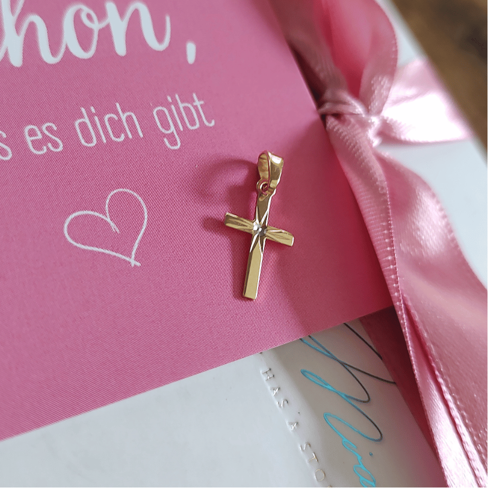 Kreuz Anhänger – für Mädchen; Jungen, Taufgeschenk, Kommunionsgeschenk mit Kreuz
Schmuck zur Erstkommunion und Konfirmation, Geschenk von paten ans patenkind