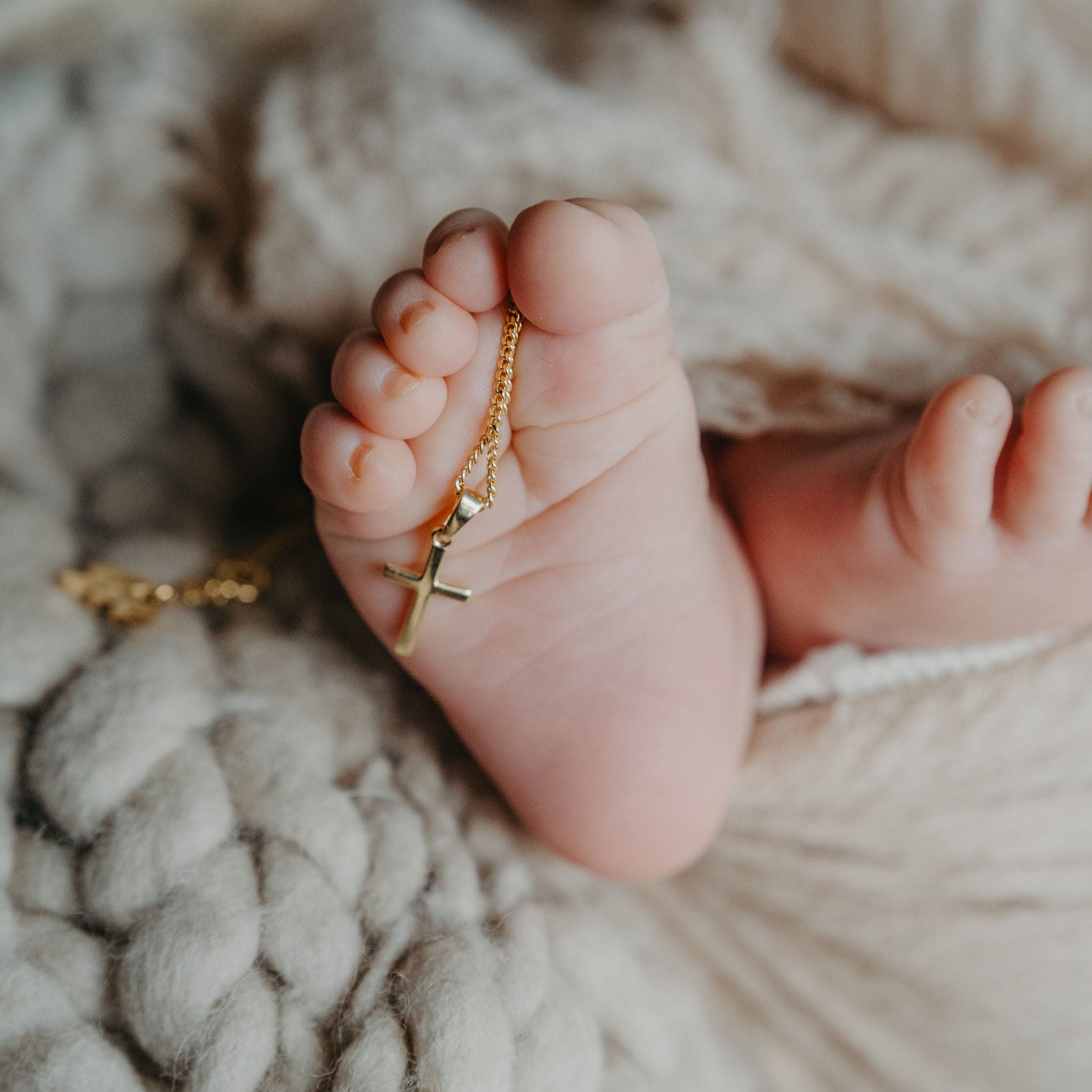 Kreuz Kette Gold, Kreuz kette junge, kreuz kette taufe, taufkette mit kreuz, kette Kommunion mit kreuz, geschenk zur taufe, schmuck mit kreuz anhänger, taufschmuck personalisiert, kette gold junge, kinderkette