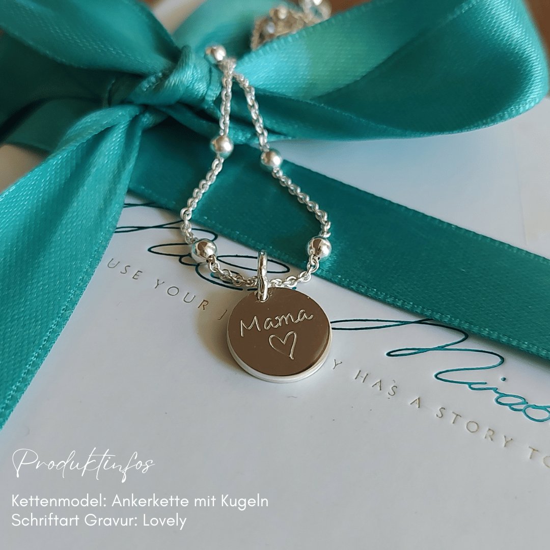 kette personalisiert mit plättchen anhänger, gravur kette für mama, namenskette für mütter mit gravur