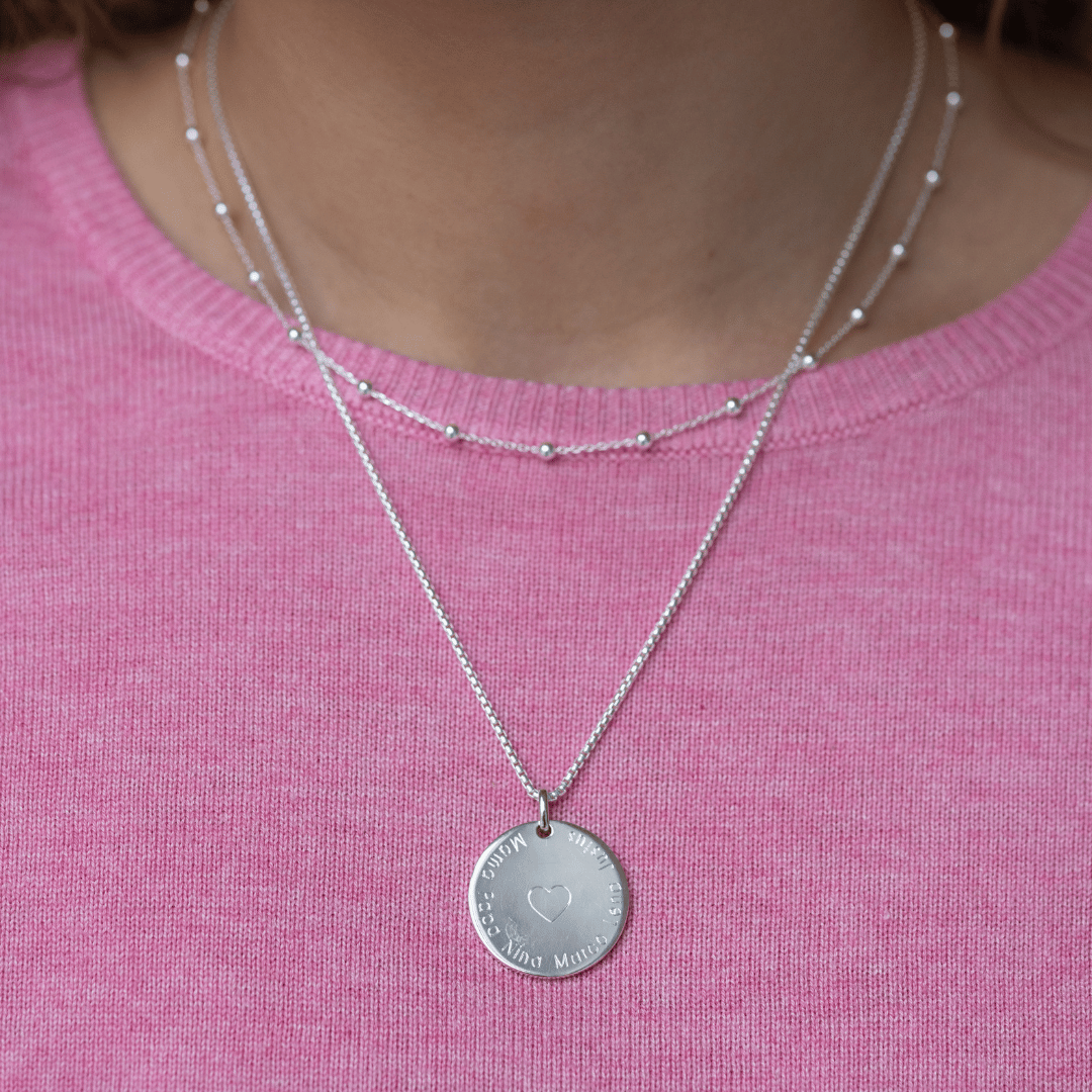 Plättchen Kette mit Gravur, halskette mit grossen Gravur Anhänger, Initialen Kette Silber, Namenskette für Mütter mit namen kinder, personalisierte Halskette mit Plättchen