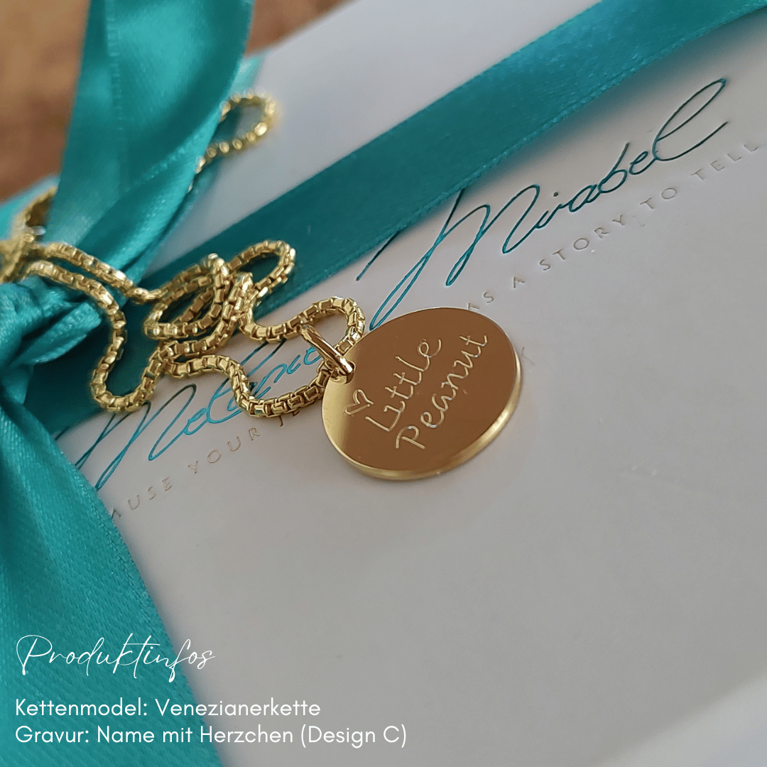 namenskette mit gravur, kette zur geburt mit baby namen, geburtskette mit gravur, namenskette für mütter gold, plättchen kette gold