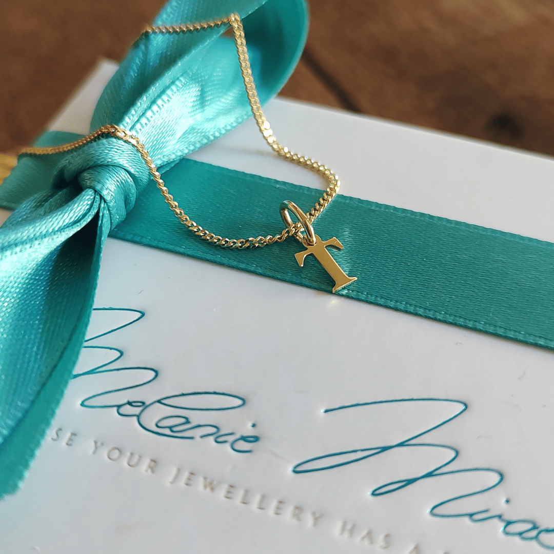 Buchstaben Kette Gold, Goldkette mit Buchstabe 333 Gold, Goldkette 585 Gold mit Buchstabe, Buchstaben Kette 750 Gold, Echtgold Kette mit 1 Buchstaben Anhänger T