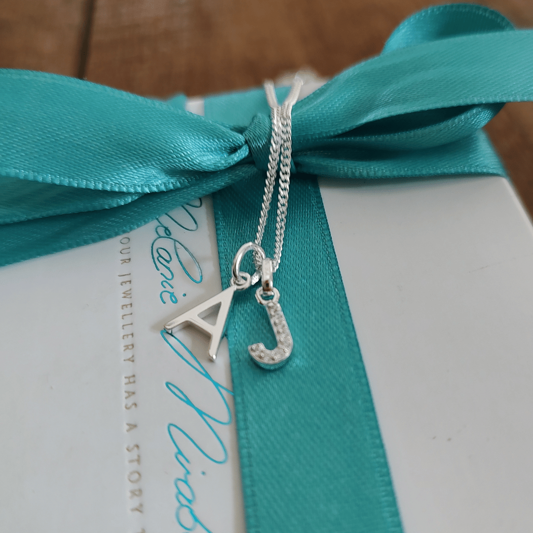 Buchstaben Kette silber, kette mit Buchstaben, Buchstaben Anhänger zirkonia, Initialen kette 2 buchstaben, kette für schwestern, freundschaftskette, schmuck für paare, partner schmuck