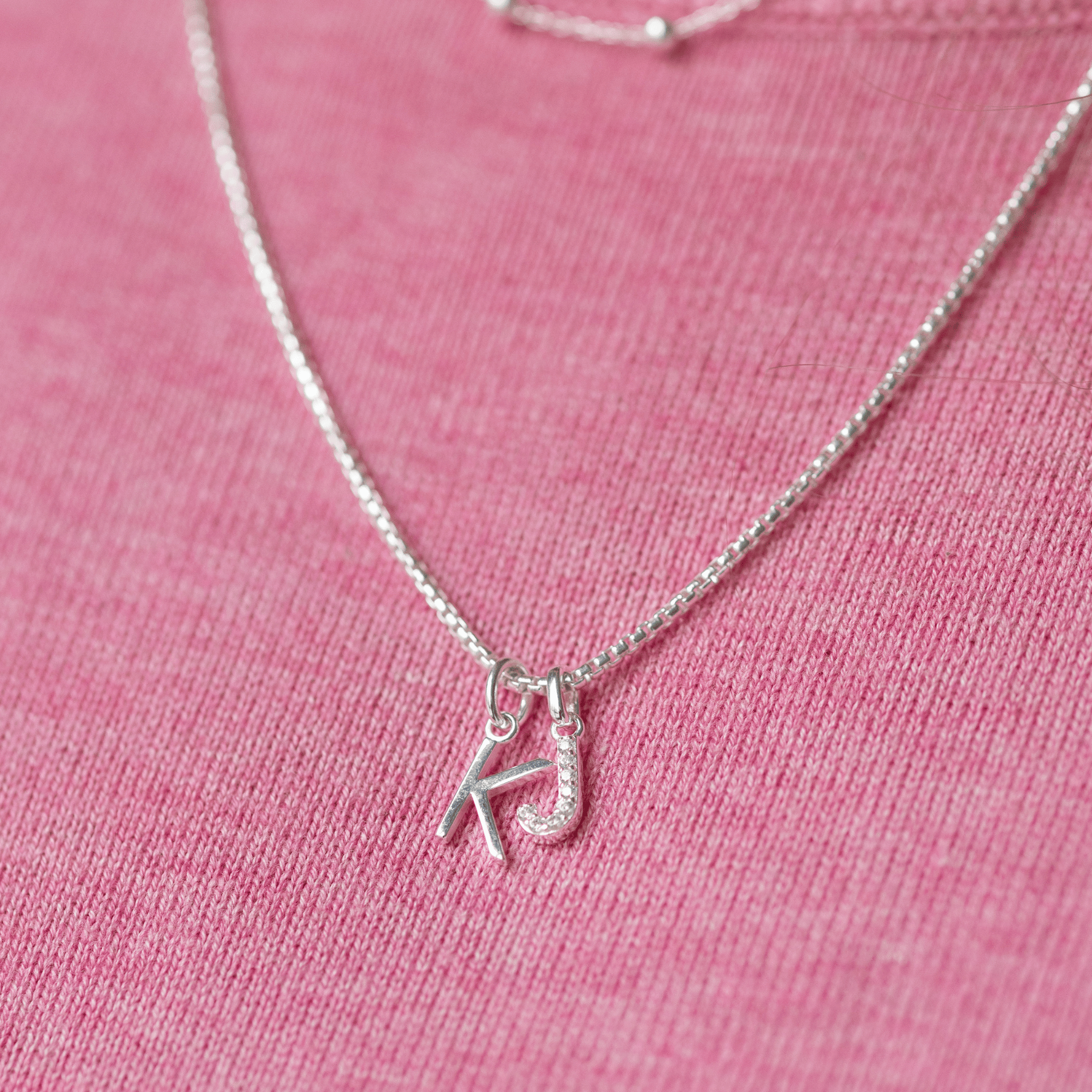 buchstaben Kette silber, initialen kette mit 2 buchstaben anhänger, halskette mit anfangsbuchstaben, kette für mütter mit 2 Kinder, schmuck für paare