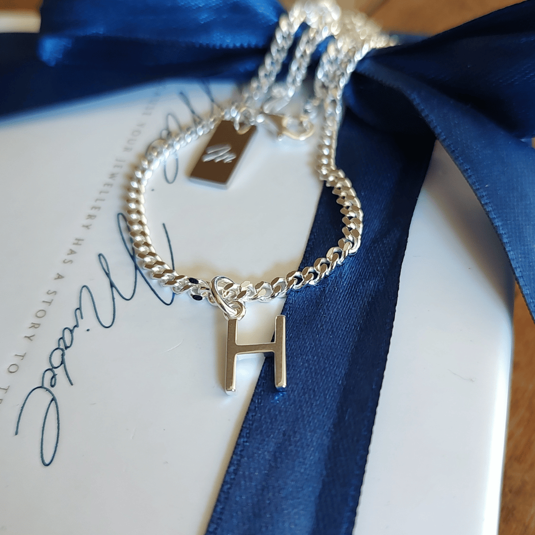 männer schmuck, kette männer silber, kette mit buchstabe, kette herren silber, schmuck für paare, schmuck hochzeit, 