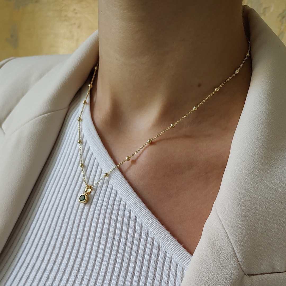 Halskette mit Geburtsstein Anhänger, Geburtsstein Kette, Kette mit Geburtsstein Anhänger Gold, personalisierte Halskette mit Geburtsstein, Kette zur Geburt, Mama Kette, buchstaben kette mit geburtsstein