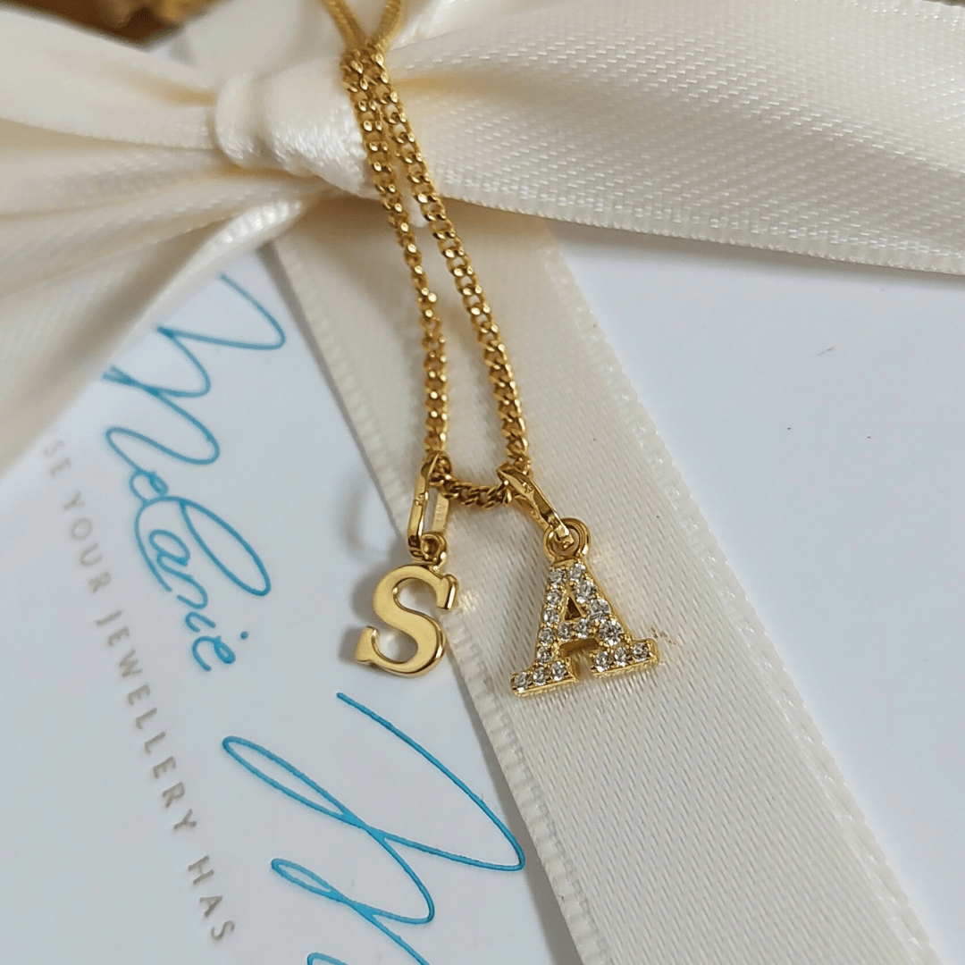 EDITH Goldkette mit 1-2 Buchstaben | 333 Gold