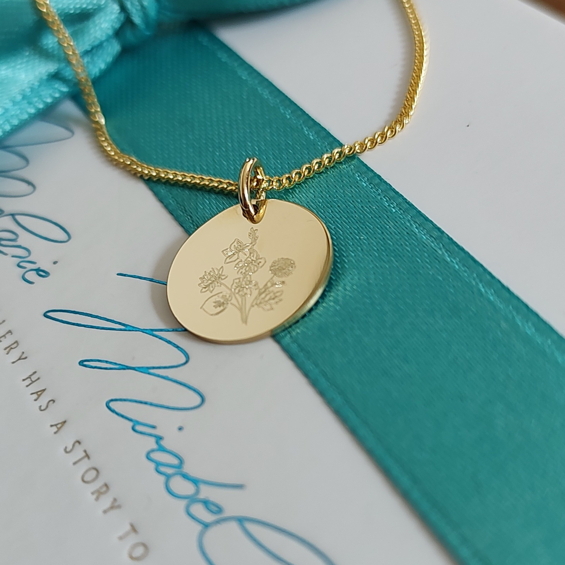 echtgold kette 585 gold mit geburtsblume gravur, goldkette mit buchstabe in 750 Gold, halskette für ehefrau aus echten gold