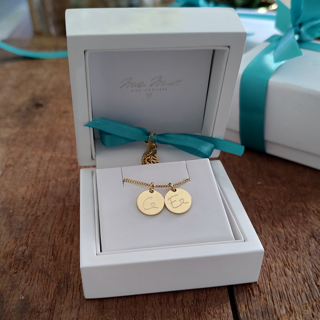 goldkette mit buchstaben, buchstaben kette gold, , kette mit buchstaben Gold 333, Goldkette mit Plättchen Gold, Echtgold Kette mit Gravur 333 Gold