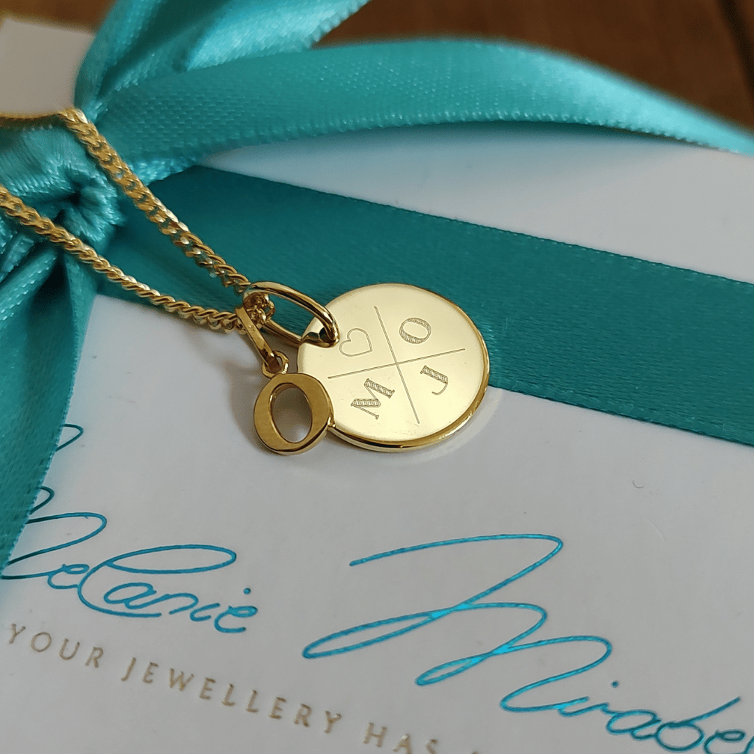 GINA Kette mit Buchstabe + Gravur Anhänger | 333-750 Gold