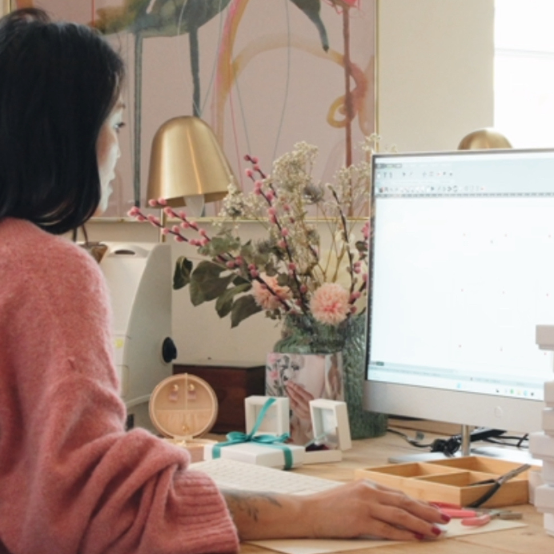 Halsketten und Schmuck Anhänger mit Gravuren personalisiert nach eigenen Wünschen und Vorstellungen, personalisierter Schmuck mit Gravur