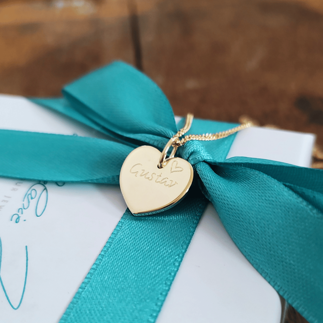 CHÉRIE Herz Kette mit Gravur