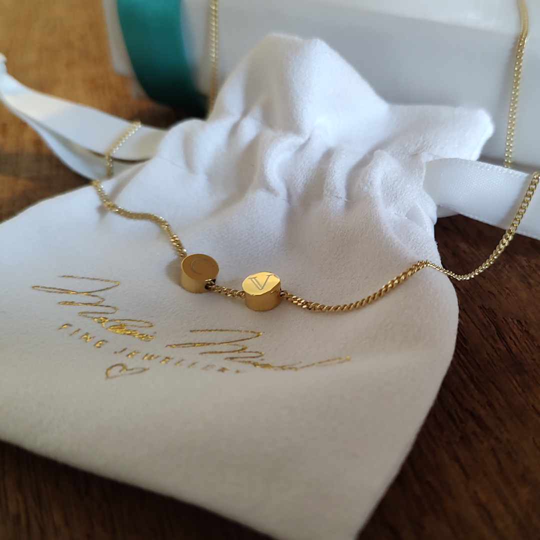 Kette mit Buchstaben Gold, Goldkette mit Buchstaben, Initialen Kette Gold, Initialen kette mit  Buchstaben, Kette für Mama, Schmuck zum Muttertag
