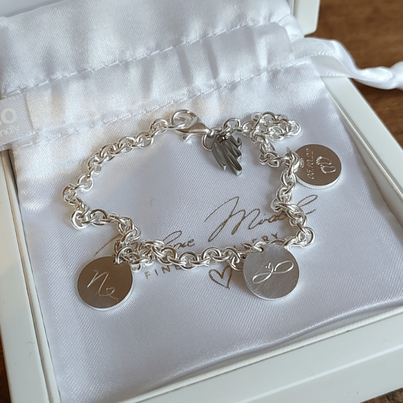 Initialen Armband, Plättchen Armband 3 Anhänger, Armband Mama 3 Kinder, Bettelarmband gravur plättchen, armband initialen plättchen, namensarmband mit gravur, namensarmband für mütter, geschenk zur geburt, schmuck mama mit namen kinder, armband mit namen kinder