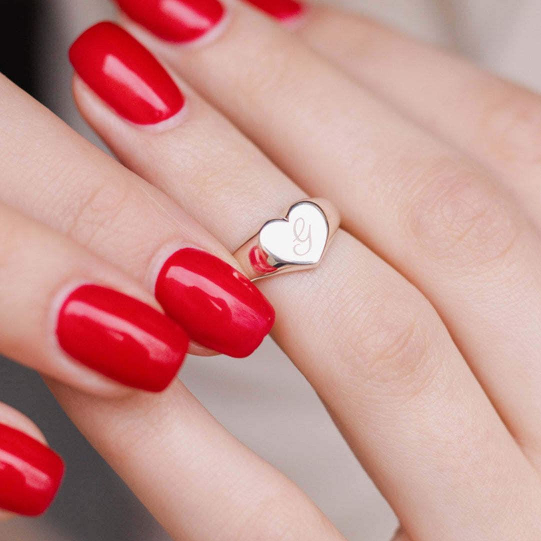 LUCIA Herz Ring mit Gravur