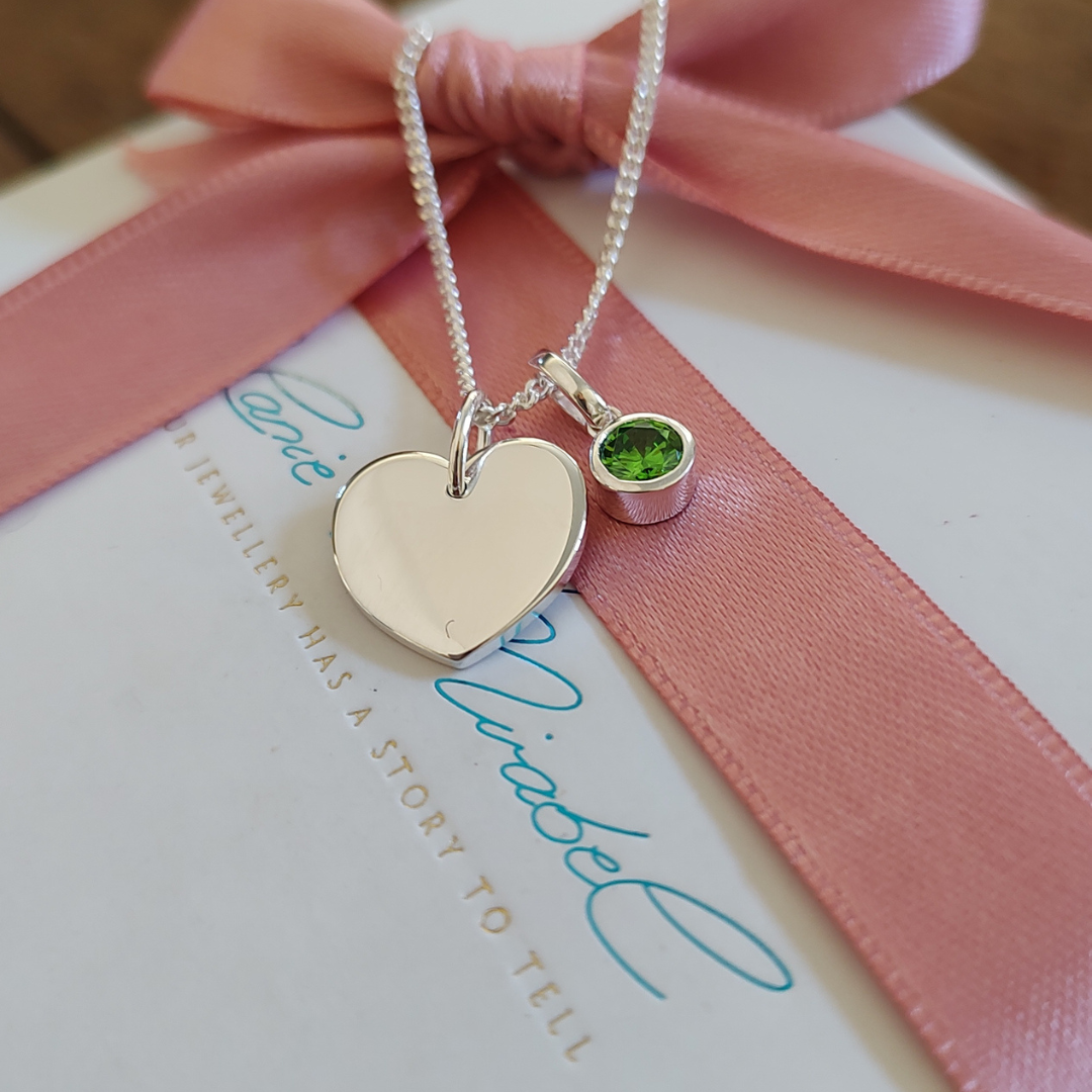Gold Kette zur Taufe und Kommunon mit Herz und Geburtsstein Anhänger, Geburtsstein Kette für Mädchen, Taufkette Gold mit persönlicher Gravur. Geschenk personalisiert nach meinen Wünschen zur Taufe und kommunion. Kleine geschenke für Schultüte zur Einschulung. Kette für mädchen zum Schulanfang