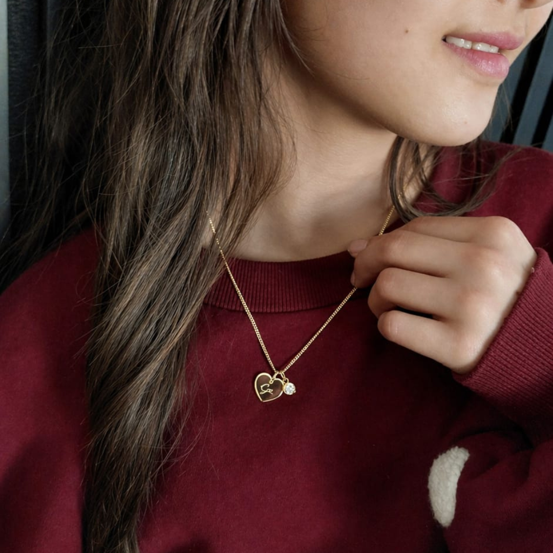 taufschmuck mädchen, taufschmuck gold mit gravur name des taufkindes, geschenk vom paten zur taufe und kommunion, zarte halskette für mein patenkind gravieren, gold kette mit herz anhänger und geburtsstein anhänger für mädchen