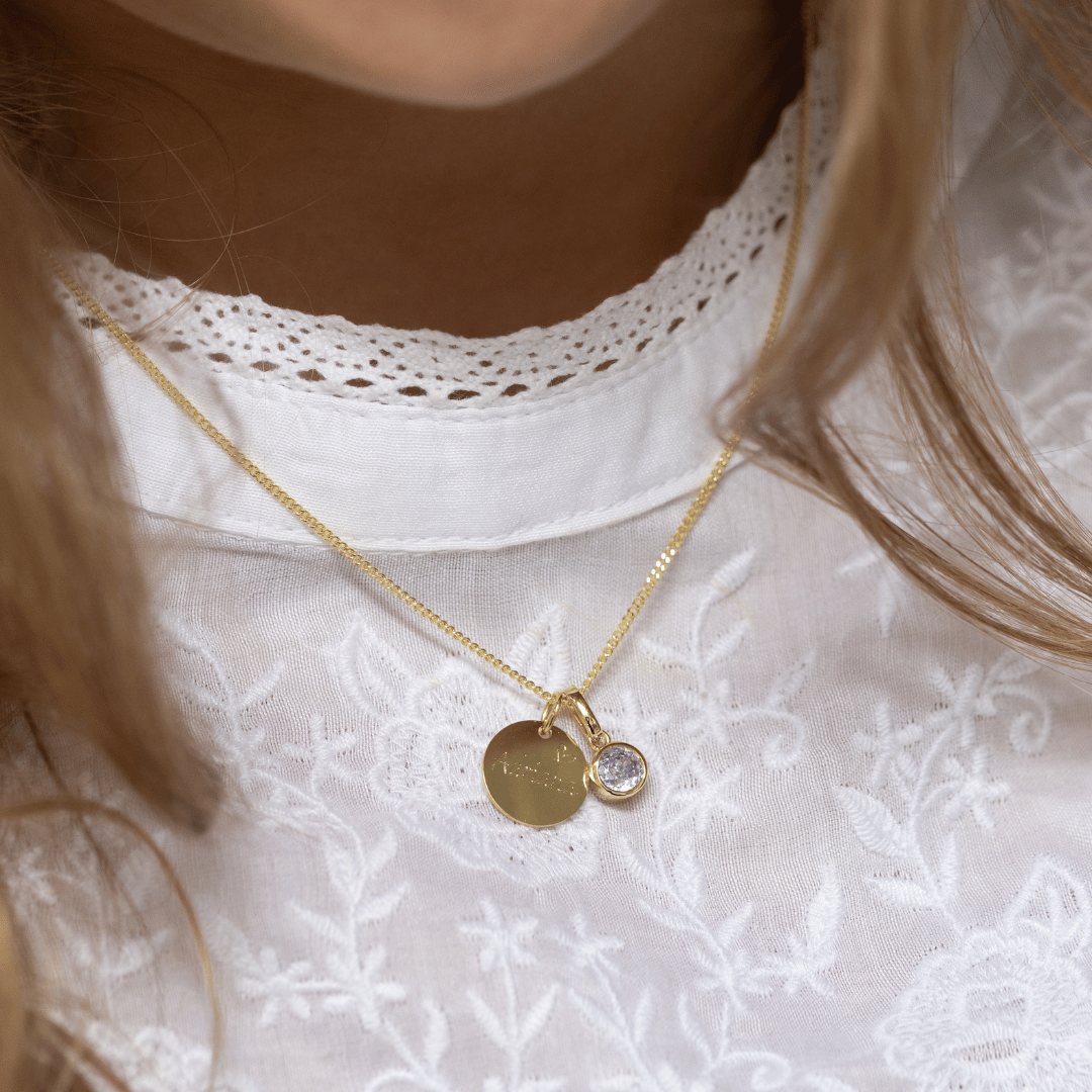 taufkette gold mädchen zur taufe und kommunion, geschenk zur einschulung, schmuck für mädchen, schmuck zur einschulung, goldkette für mädchen mit einer kleinen gravur