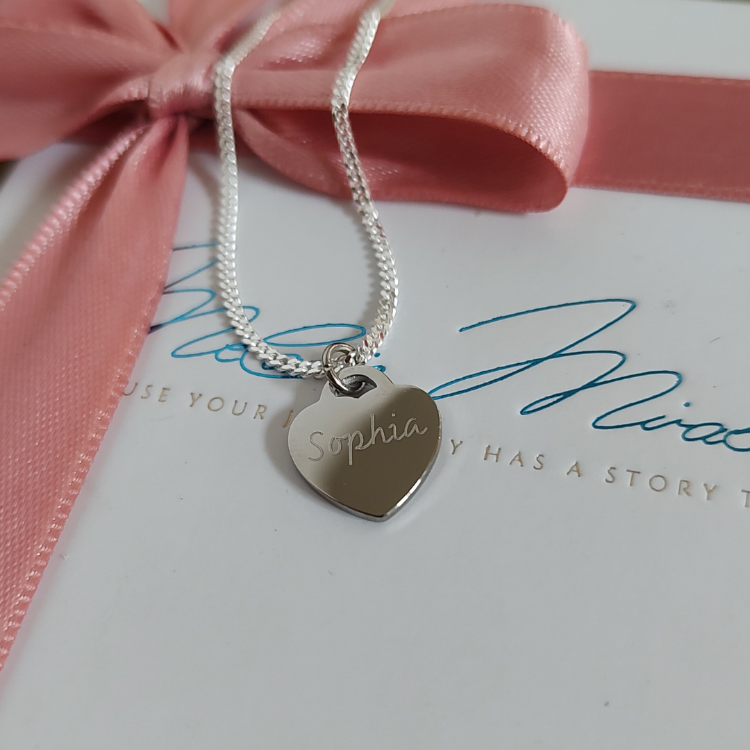 PURE LOVE Herz Kette mit Gravur