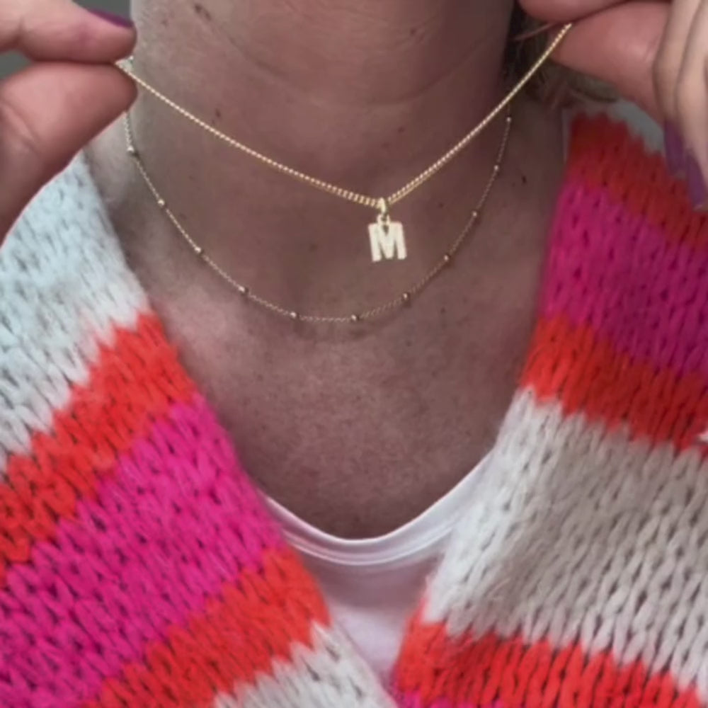 shiny letter necklace, buchstaben zirkonia, buchstaben kette gold, goldkette mit Buchstaben, kette buchstabe gold, singles day schmuck, schmuck für mama