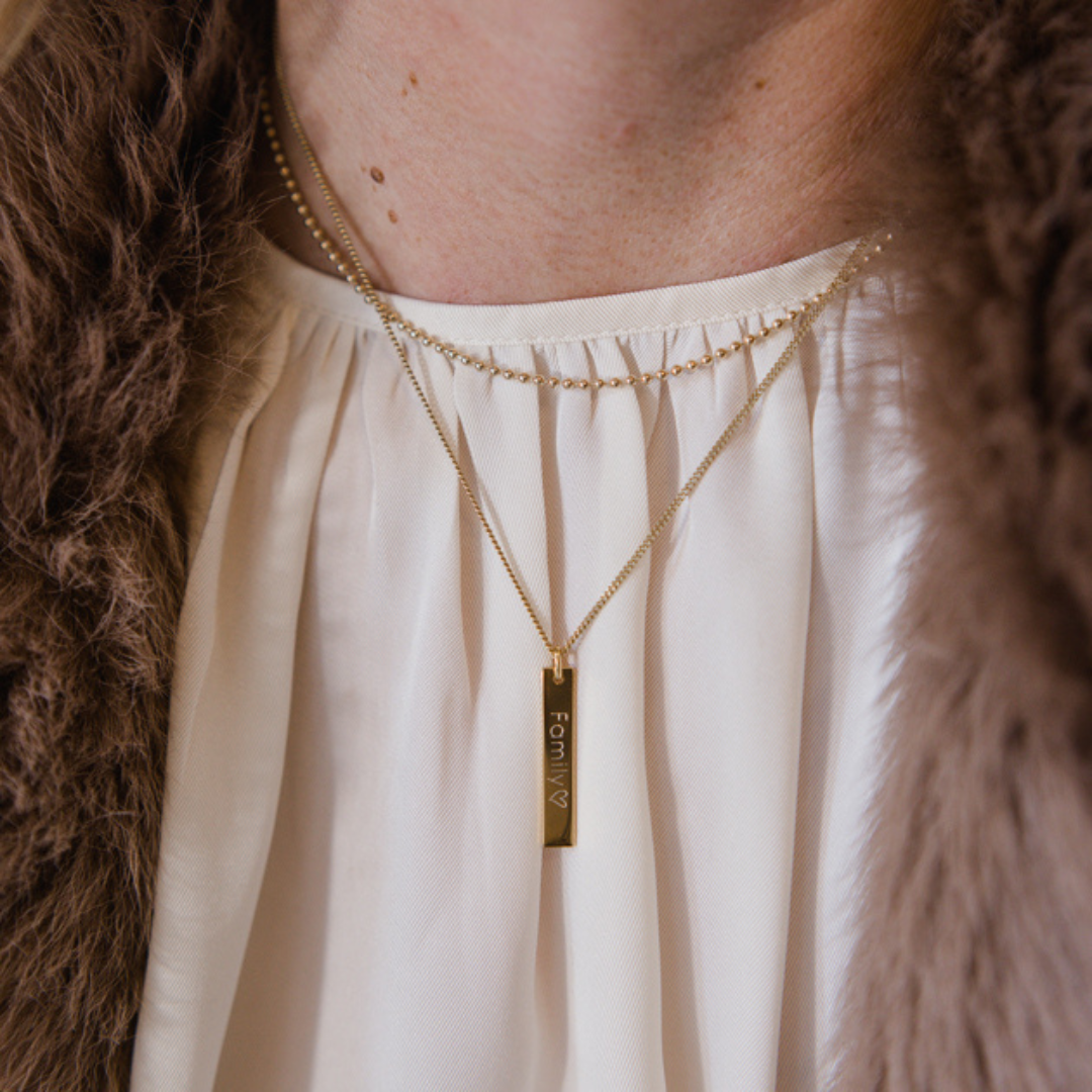 GORGEOUS Elegante Kette mit 1 Gravur Barren