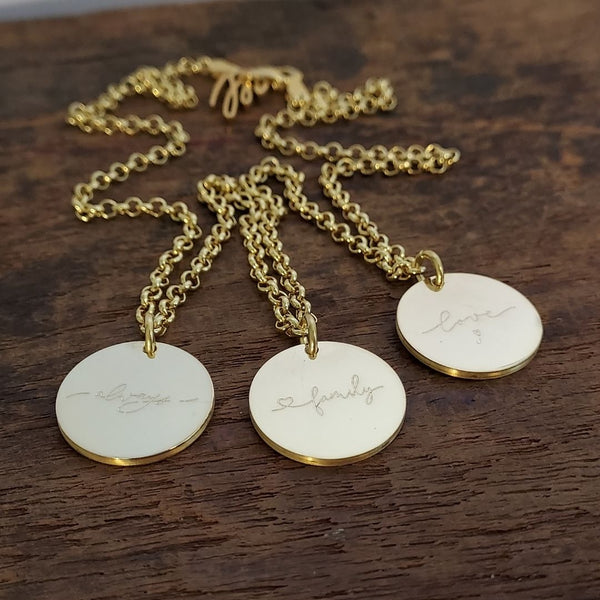 Familienkette gold, Familienkette mit Gravur, Familienkette mit 5 Anhänger, Familienkette mit Plättchen, Kette zur Geburt, Kette für Mamas, kette mit buchstaben